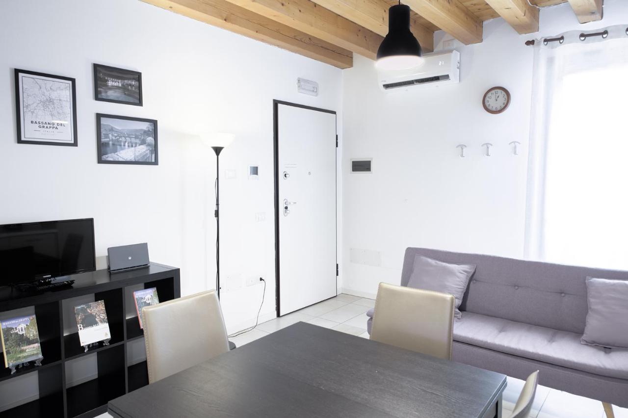 Ferienwohnung Vicolo J. Da Ponte - Bassano Centro Storico Bassano del Grappa Exterior foto